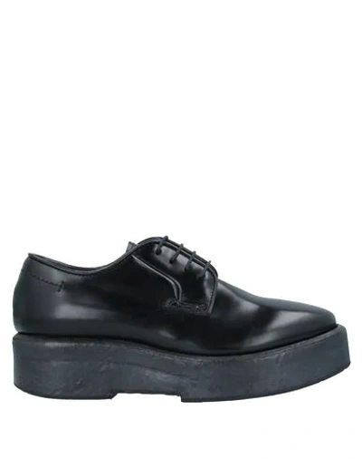 Moma Laced Shoes In Black