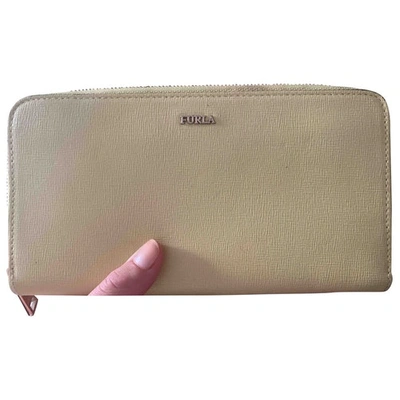 Pre-owned Furla Leather Clutch Bag In Yellow