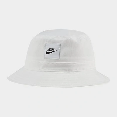 Nike Sportswear Bucket Hat In White