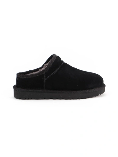Ugg 10mm Classic Shearling Slipper Mules In Black