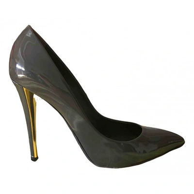 Pre-owned Saint Laurent Patent Leather Heels In Grey