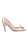 Roger Vivier Pumps In Pink