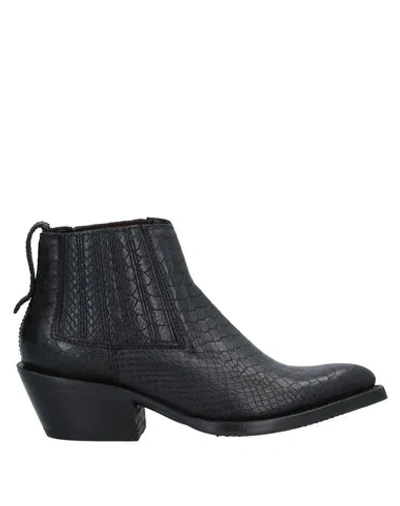 Ash Ankle Boots In Black
