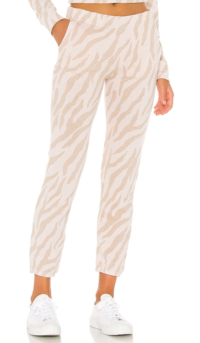 Monrow Zebra Print Chill Jogger Trousers In Taupe
