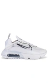 Nike Air Max 2090 55mm Low-top Sneakers In White, Black & Metallic Summit