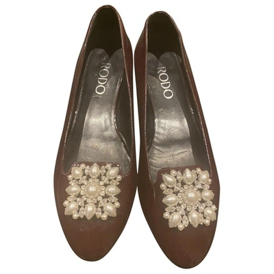 Pre-owned Rodo Burgundy Leather Flats