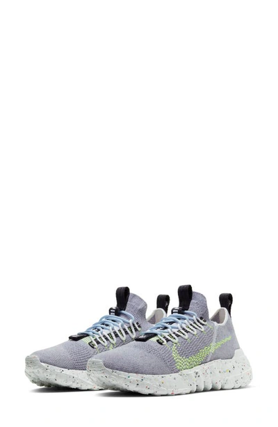 Nike Space Hippie 01 Primeknit Sneaker In Grey