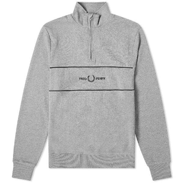 fred perry embroidered panel half zip sweat in grey