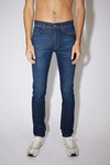 ACNE STUDIOS JEANS MIT ENGER PASSFORM – NORTH