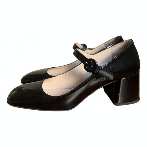 clarks patent leather loafers