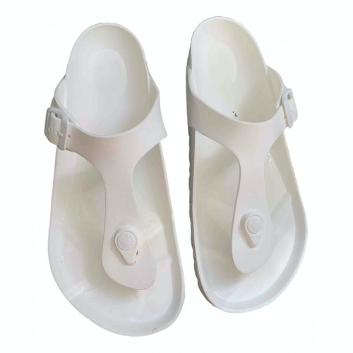 Pre-Owned Birkenstock White Rubber Sandals | ModeSens
