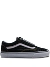 Vans Old Skool Low-top Sneakers In Black