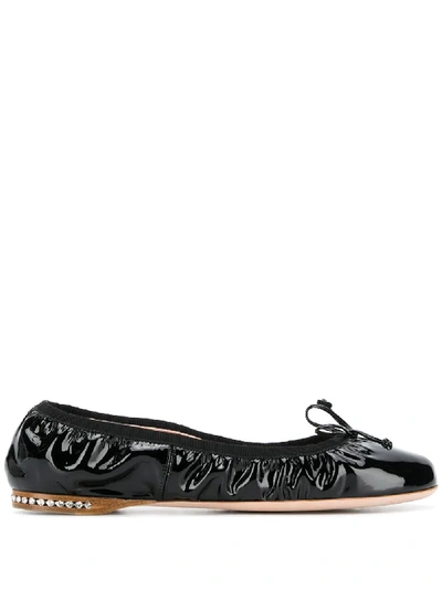 Miu Miu Bow Detail Ballerina Shoes In Schwarz