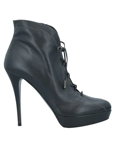 Ninalilou Ankle Boot In Steel Grey