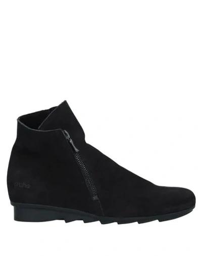 Arche Ankle Boot In Black