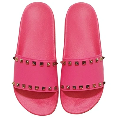 Pre-owned Valentino Garavani Rockstud Pink Rubber Sandals