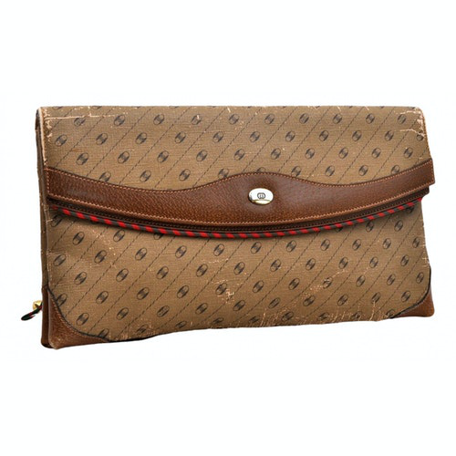 Pre-Owned Gucci Brown Clutch Bag | ModeSens