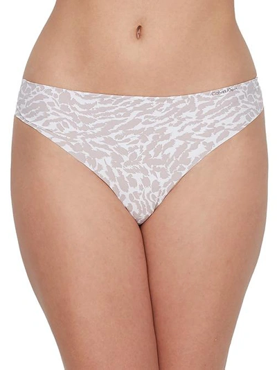 Calvin Klein Printed Invisibles Thong In Blushing Leopard