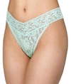 Hanky Panky Signature Lace Original Rise Thong In Pistachio Ice