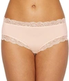 Hanro Lace-trim Cotton High-leg Hipster Briefs In Powder