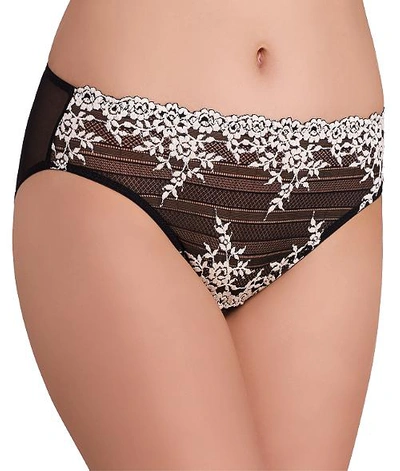 WACOAL EMBRACE LACE HI-CUT BRIEF