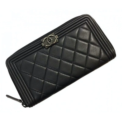 Pre-owned Chanel Boy Black Leather Wallet