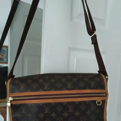 Pre-owned Louis Vuitton Bosphore Brown Cloth Bag