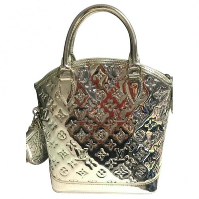 Pre-owned Louis Vuitton Lockit Silver Patent Leather Handbag