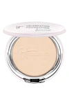 It Cosmetics Celebration Foundation Illumination(tm) Full Coverage Anti-aging Hydrating Powder Foundation In Light (w)