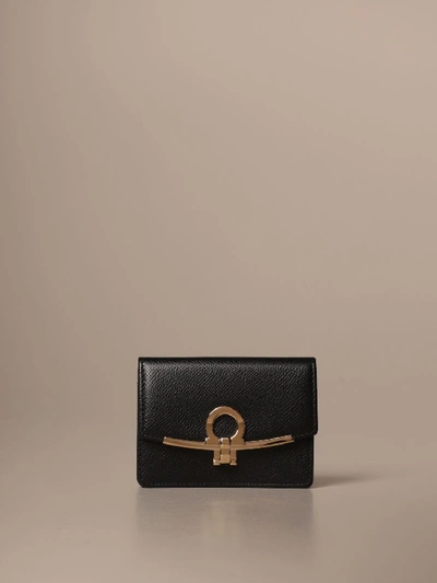 Ferragamo Gancini Business Card Holder In Leather In Black