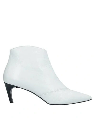 Wo Milano Ankle Boots In White