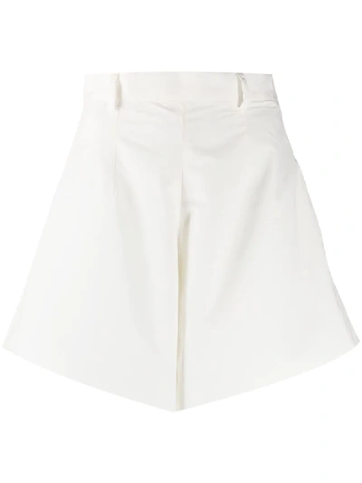 Loulou Flared Style Shorts In White