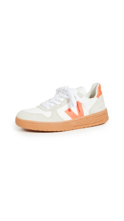Veja V-10 Sneakers In White/orange Fluo/natural