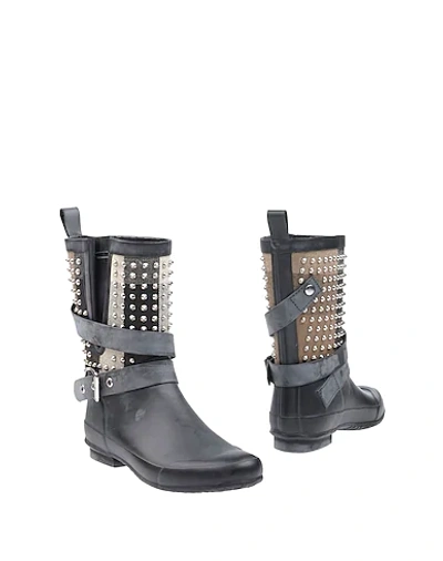 Burberry Ankle Boot In Black