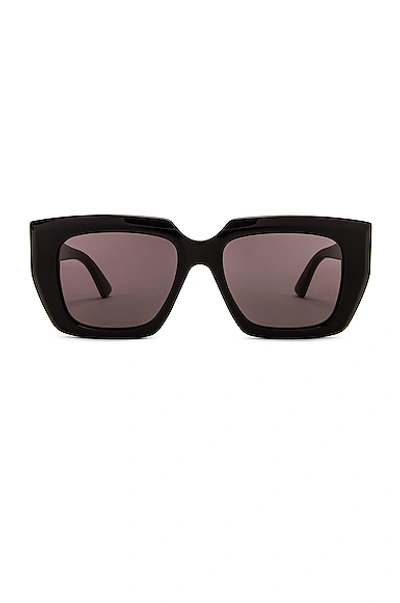 Bottega Veneta Square Sunglasses In Shiny Black