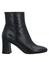 Jucca Ankle Boot In Black