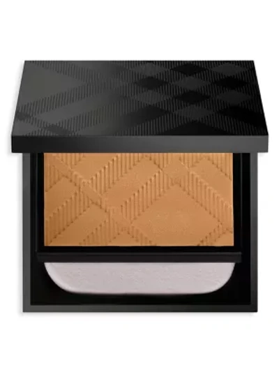 Burberry Discover Matte Glow Compact In 43 Deep Neutral