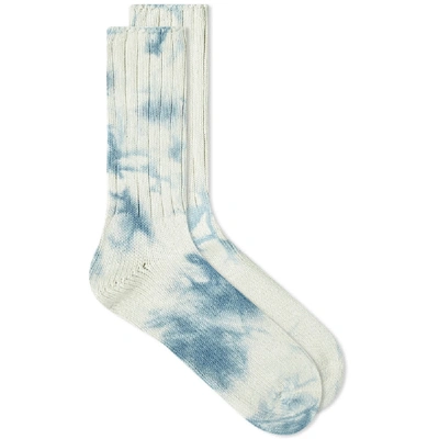 Anonymous Ism Ribbed Tie-dyed Cotton-blend Socks In Blue