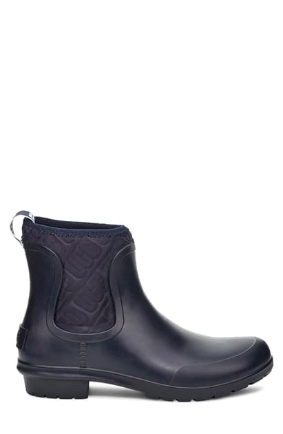 chevonne boot ugg
