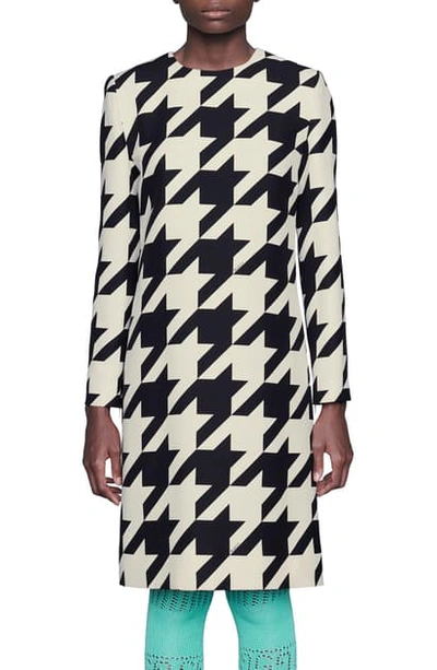 Gucci Houndstooth Long Sleeve Silk & Wool Crepe Shift Dress In Black