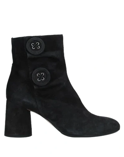 Anna F. Ankle Boot In Lead