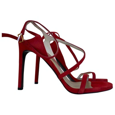 Pre-owned Stuart Weitzman Red Suede Sandals