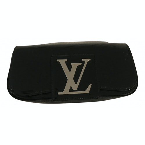 Pre-Owned Louis Vuitton Sobe Black Patent Leather Clutch Bag | ModeSens