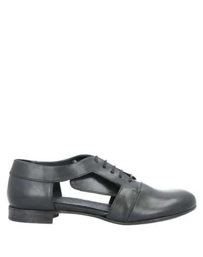 Ernesto Dolani Laced Shoes In Black
