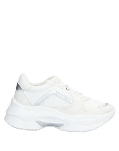 Docksteps Sneakers In White