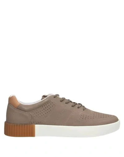 Docksteps Sneakers In Beige