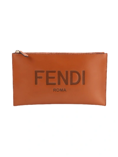 Fendi Medium Flat Pouch In Qvk Cuoio+oro Soft