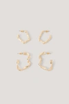 NA-KD DOUBLE PACK ABSTRACT HOOP EARRINGS - GOLD