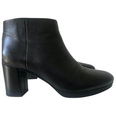 Pre-owned Clarks Black Leather Ankle Boots