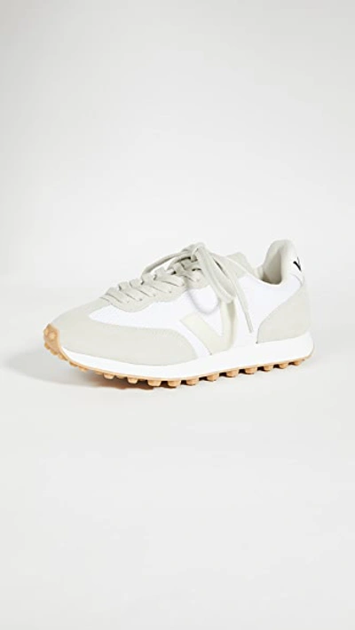 Veja Rio Branco Sneakers In White